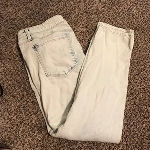 Whitewashed Jeans